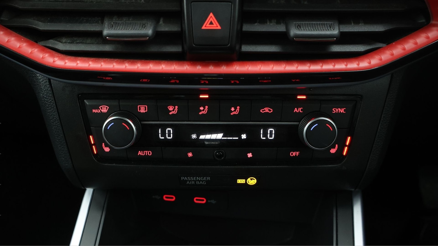 Used SEAT Arona 2024 for sale - 77652447: Photo 12