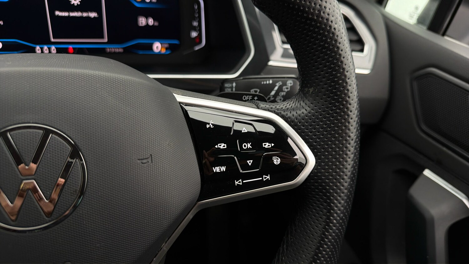 Used Volkswagen Tiguan 2023 for sale - 78080432: Photo 24