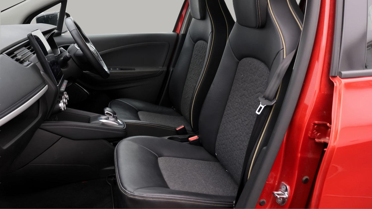 Used Renault Zoe 2023 for sale - 77731904: Photo 14