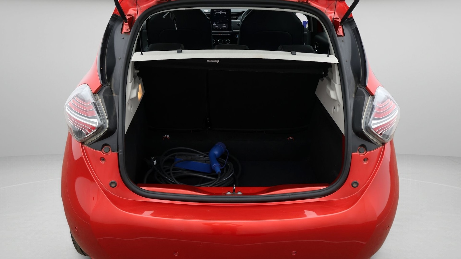 Used Renault Zoe 2023 for sale - 77731904: Photo 17