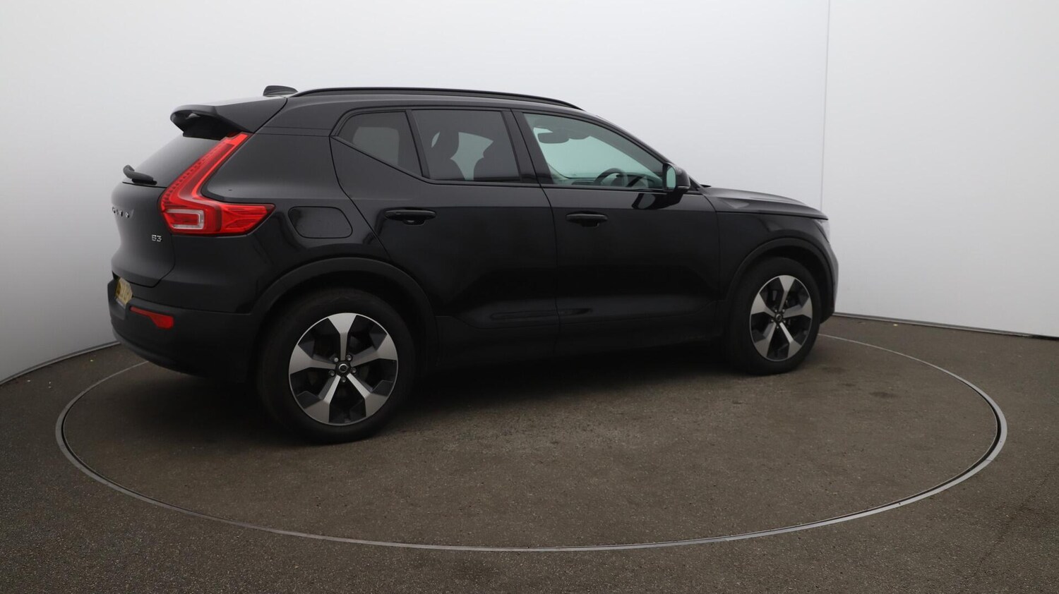 Used Volvo XC40 2023 for sale - 76152639: Photo 53