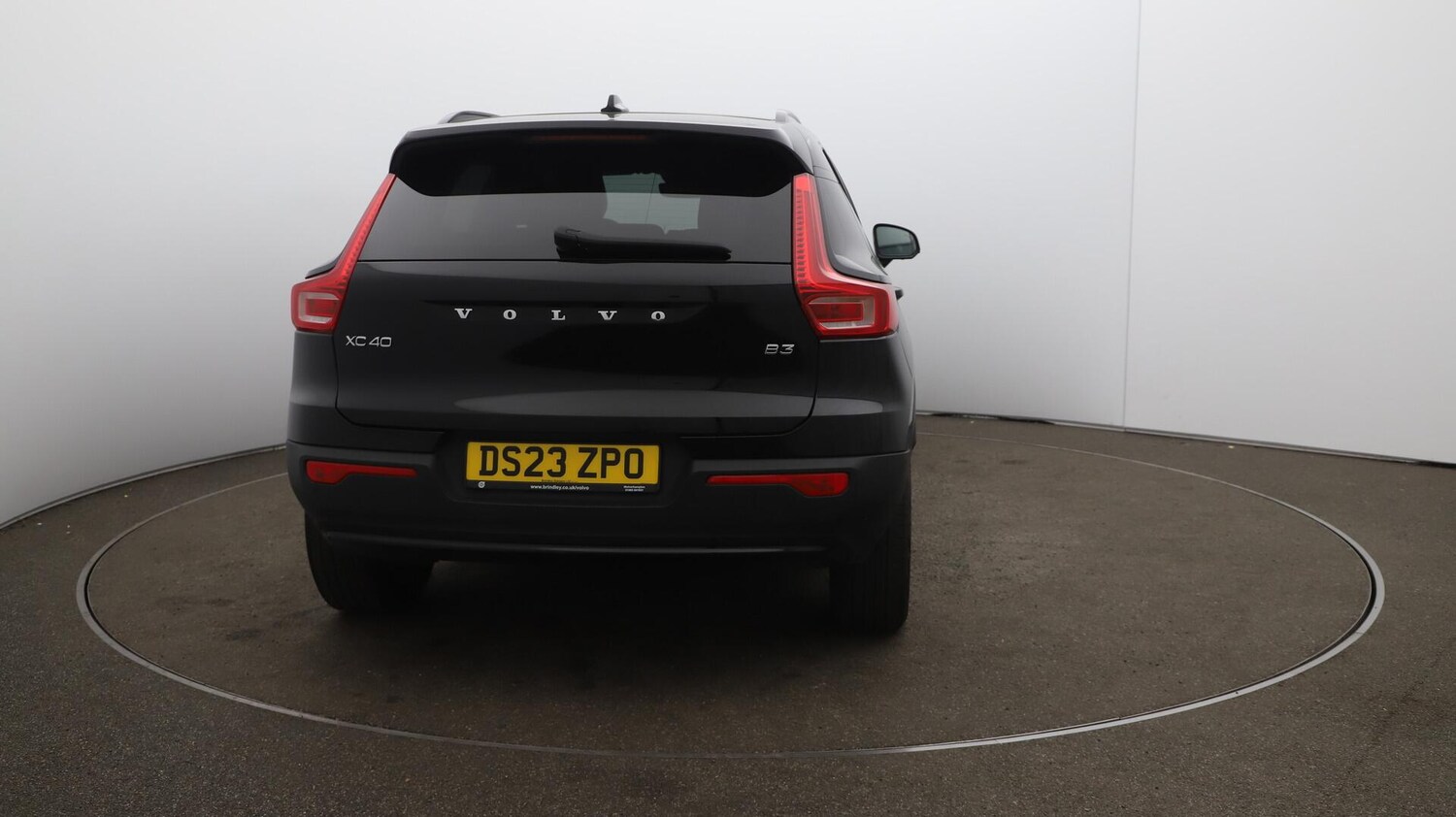 Used Volvo XC40 2023 for sale - 76152639: Photo 58