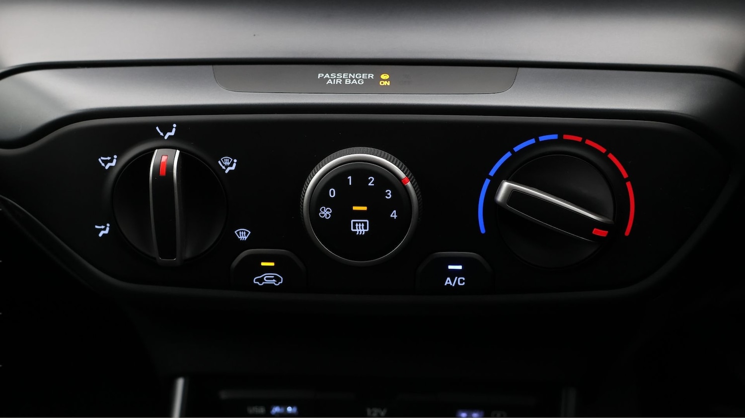 Used Hyundai BAYON 2022 for sale - 77297186: Photo 12