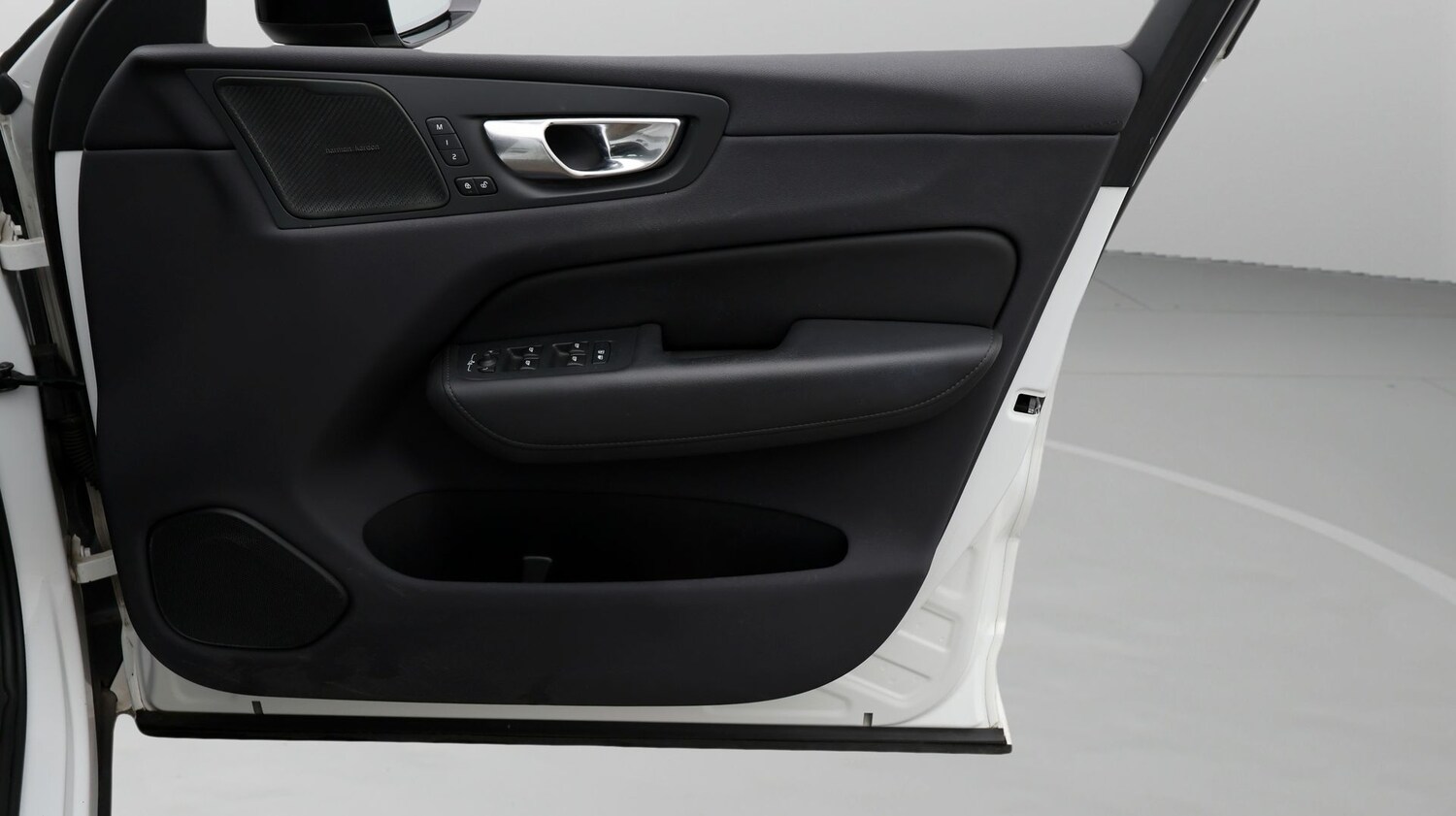 Used Volvo XC60 for sale - 77182011: Photo 15