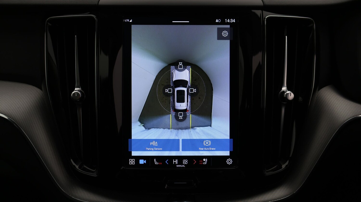 Used Volvo XC60 for sale - 77182011: Photo 29