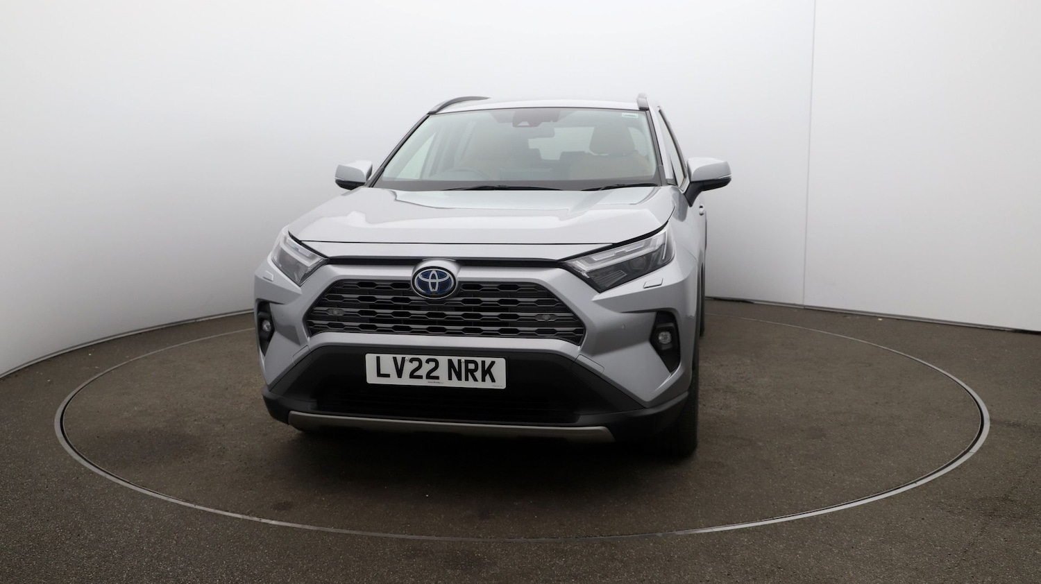 Used Toyota RAV4 2022 for sale - 76810896: Photo 31