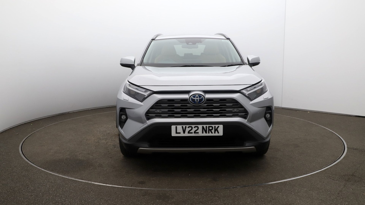 Used Toyota RAV4 2022 for sale - 76810896: Photo 32