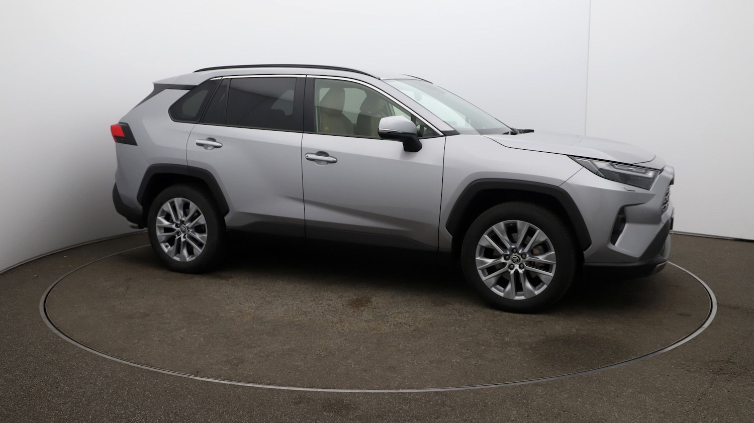 Used Toyota RAV4 2022 for sale - 76810896: Photo 38