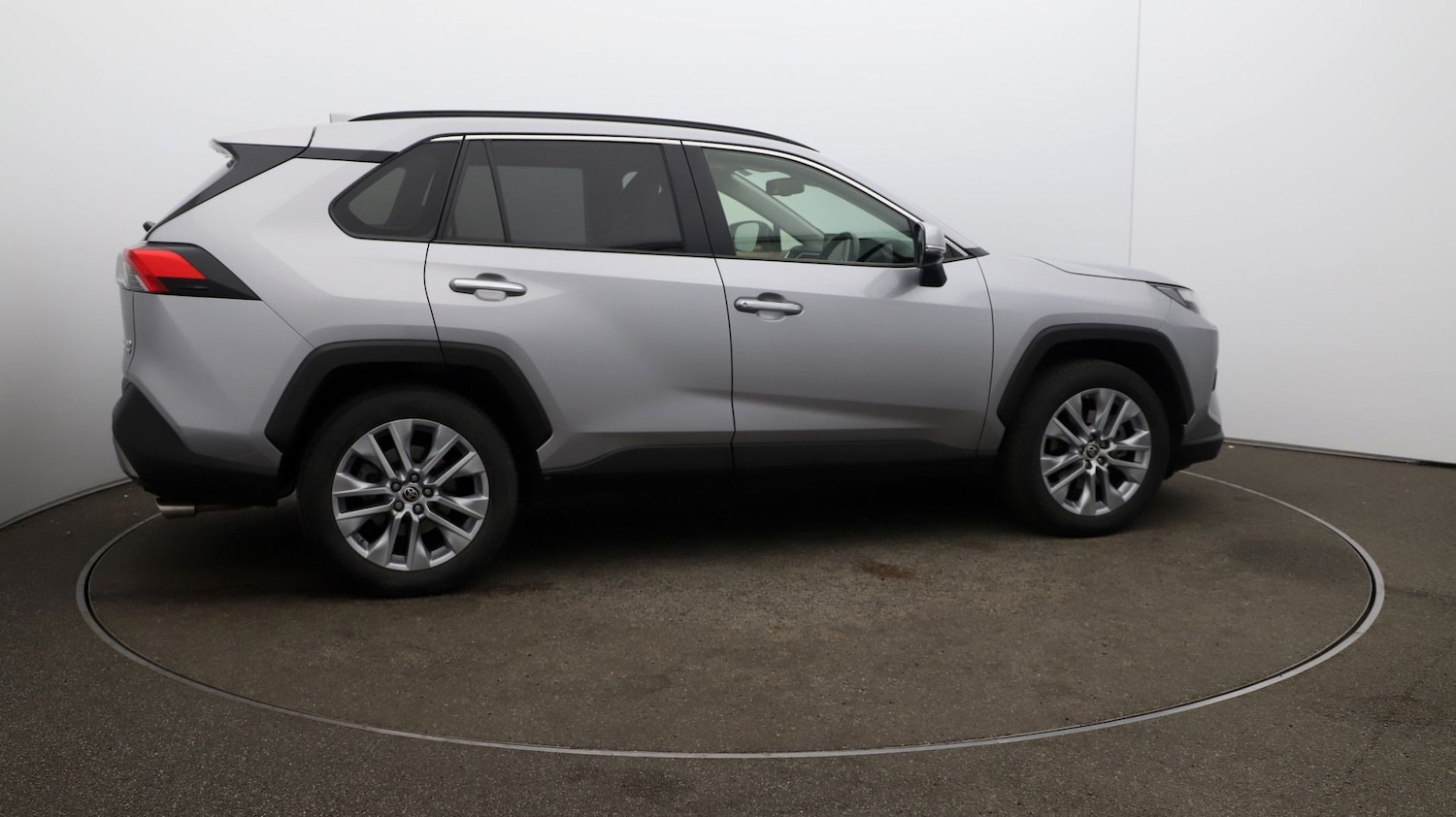 Used Toyota RAV4 2022 for sale - 76810896: Photo 43