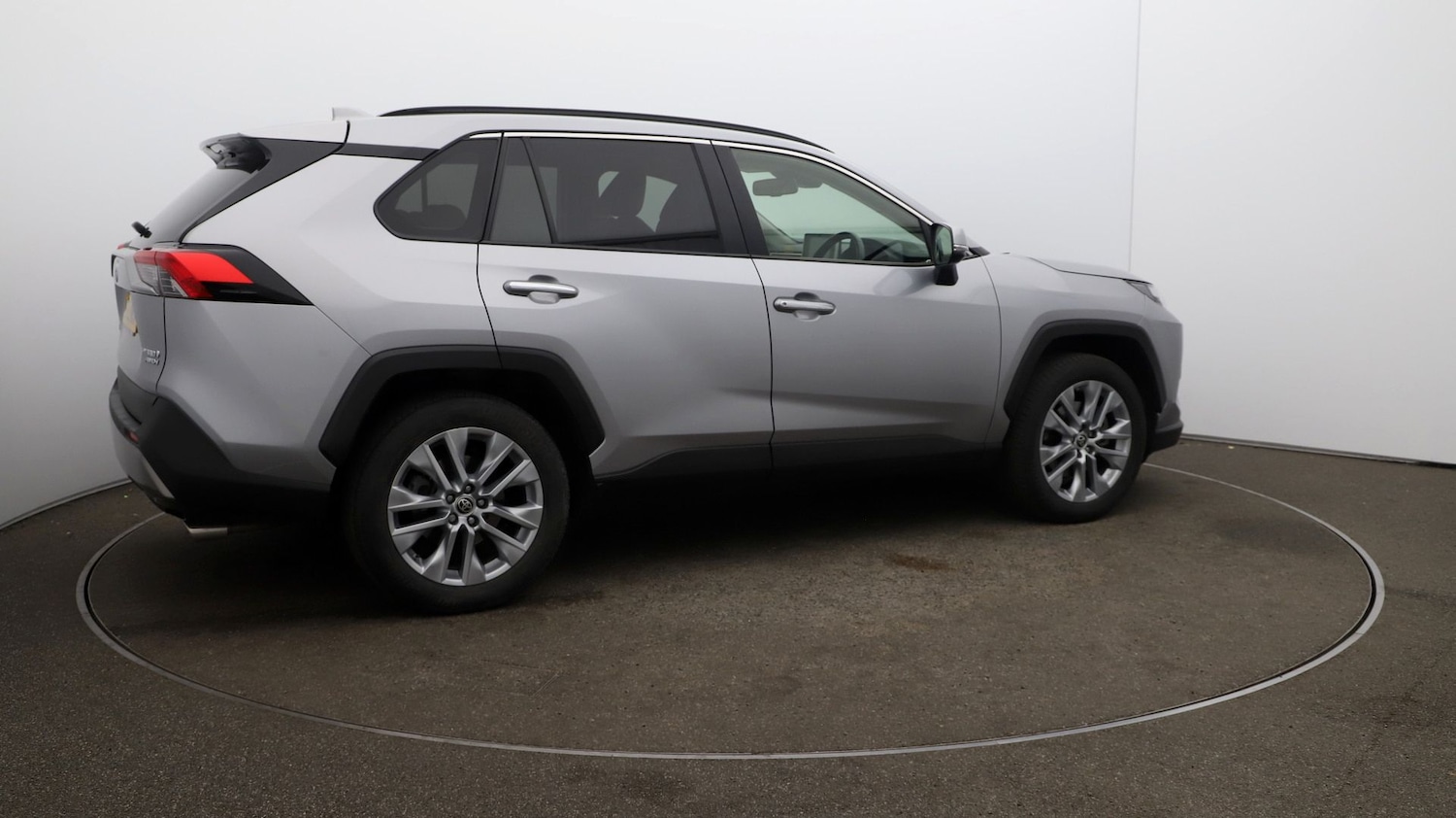 Used Toyota RAV4 2022 for sale - 76810896: Photo 44