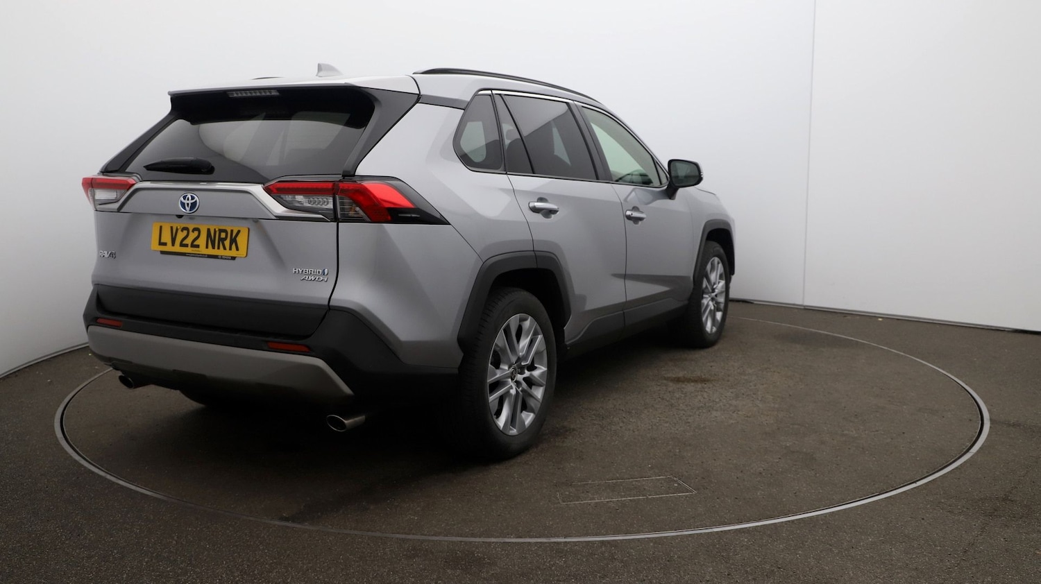 Used Toyota RAV4 2022 for sale - 76810896: Photo 47