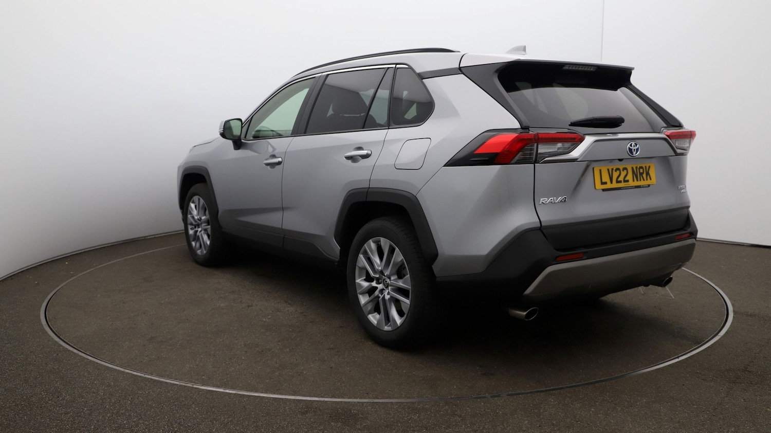 Used Toyota RAV4 2022 for sale - 76810896: Photo 54