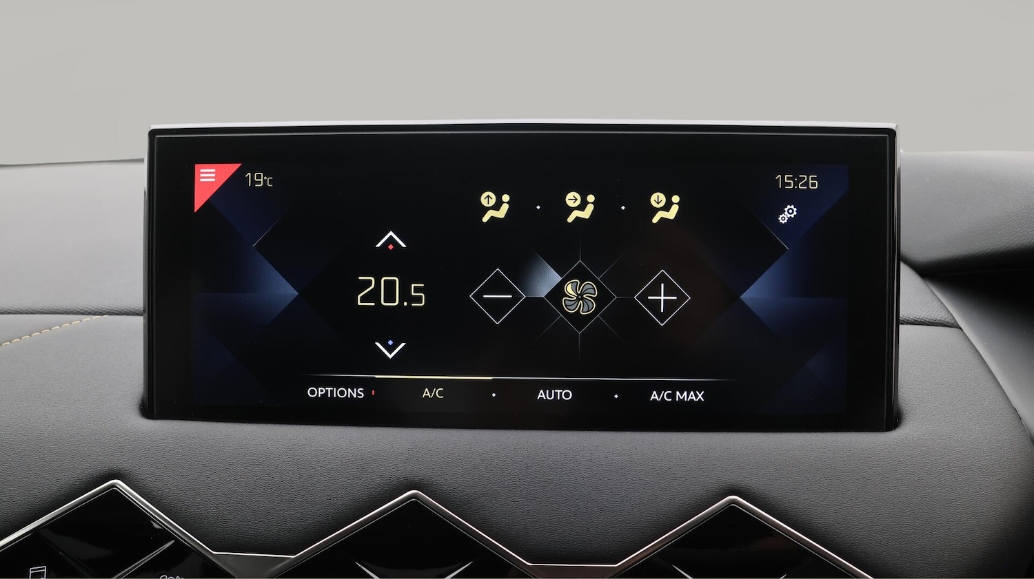 Used DS Automobiles DS 3 Crossback 2022 for sale - 76457338: Photo 13