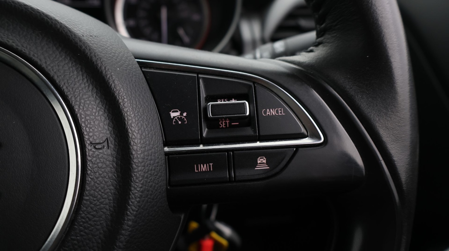 Used Suzuki Swift 2022 for sale - 77208652: Photo 25