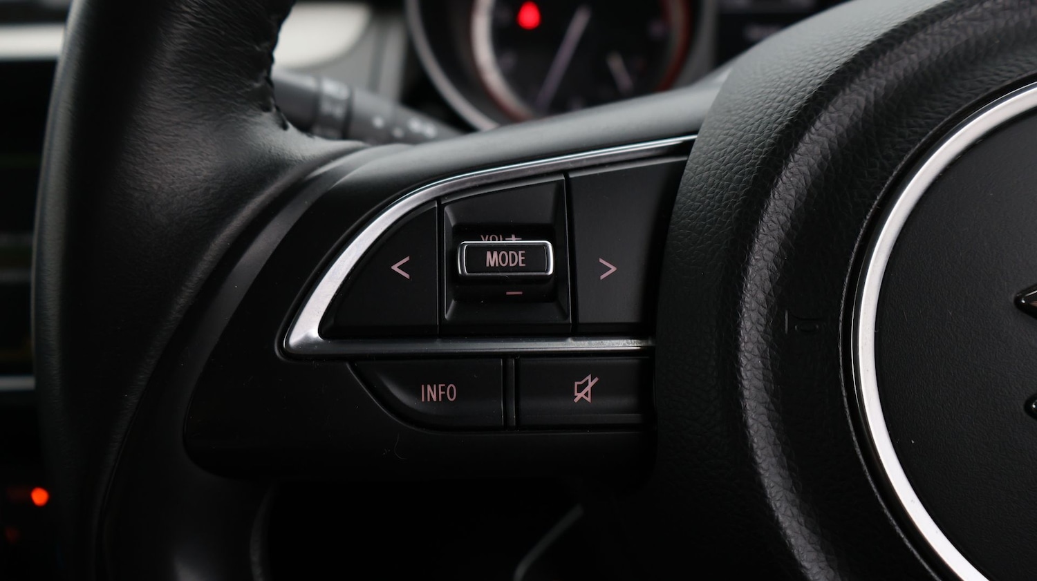 Used Suzuki Swift 2022 for sale - 77208652: Photo 26