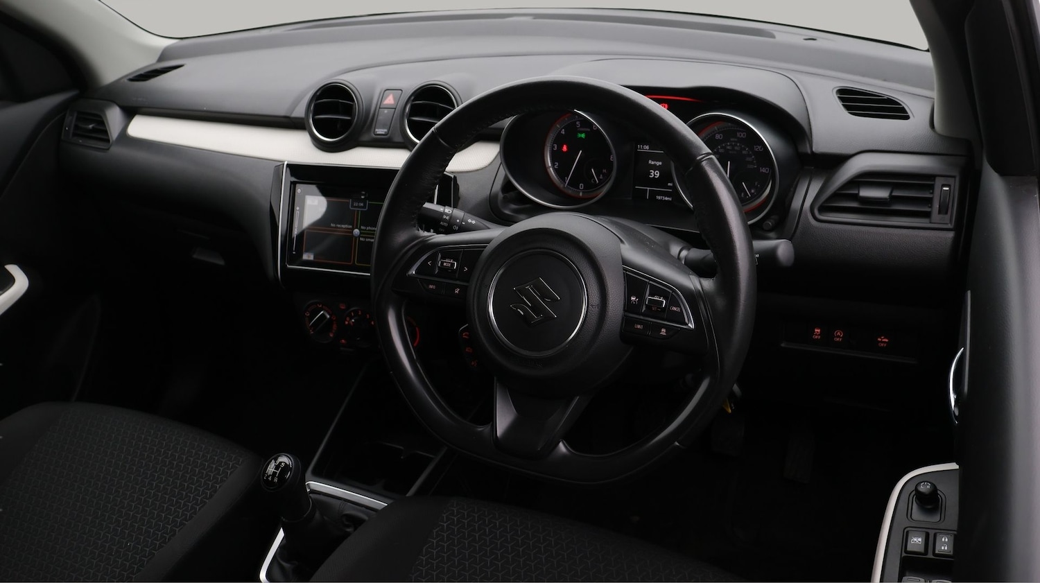 Used Suzuki Swift 2022 for sale - 77208652: Photo 9