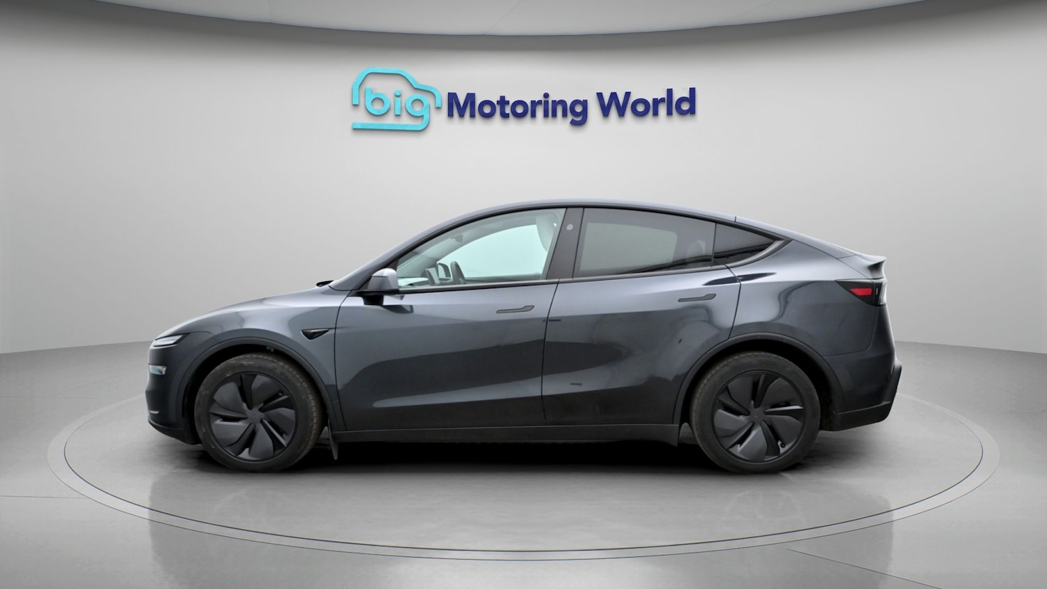 Used Tesla Model Y 2025 for sale - 77905667: Photo 4