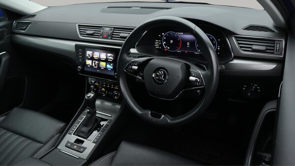Used Skoda Superb 2023 for sale - 76240038: Photo 10