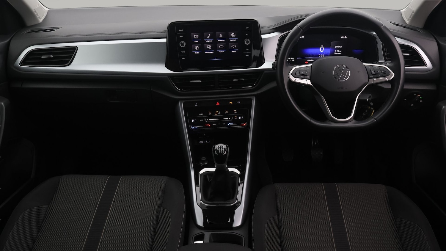 Used Volkswagen T-Roc 2023 for sale - 77377890: Photo 13