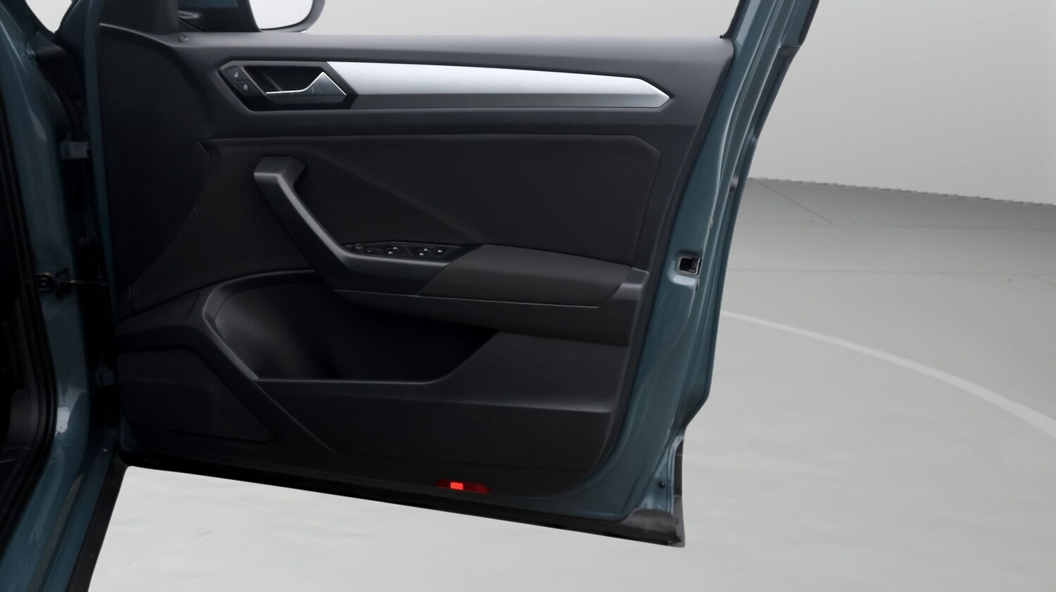 Used Volkswagen T-Roc 2023 for sale - 77377890: Photo 15