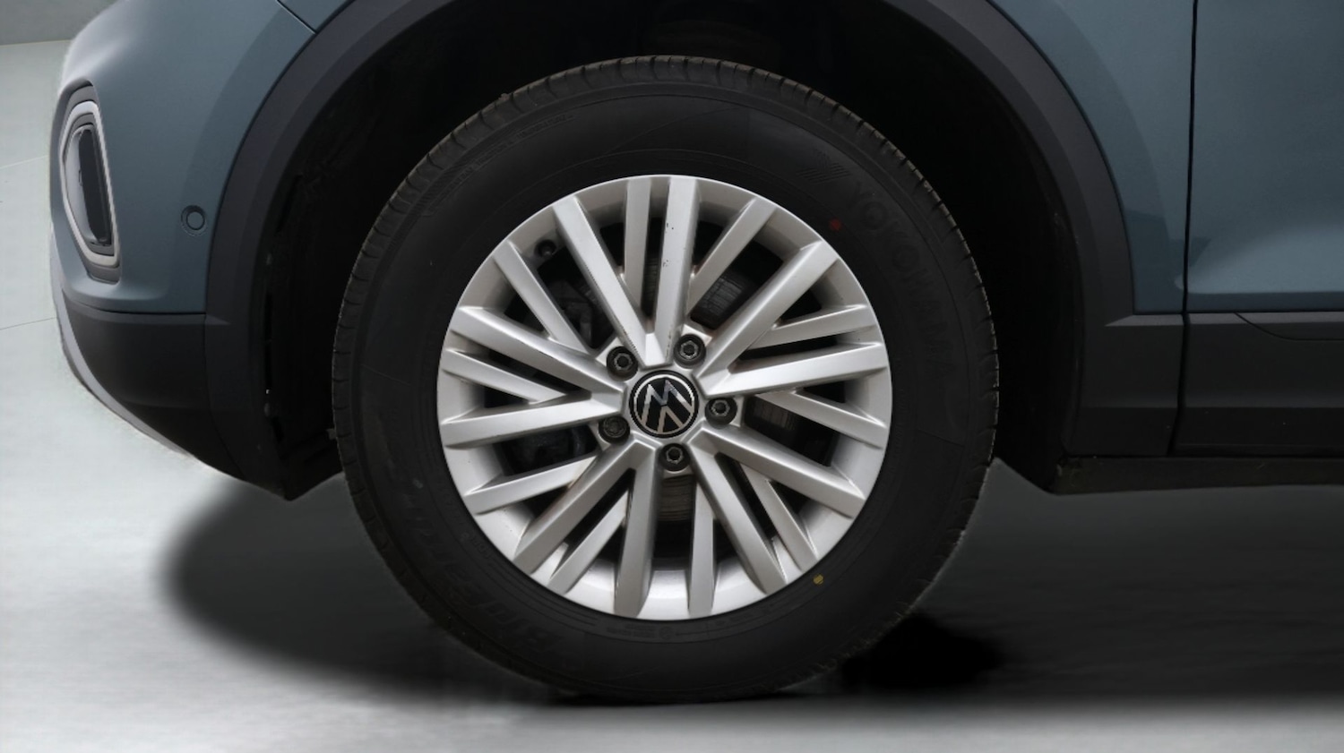 Used Volkswagen T-Roc 2023 for sale - 77377890: Photo 18