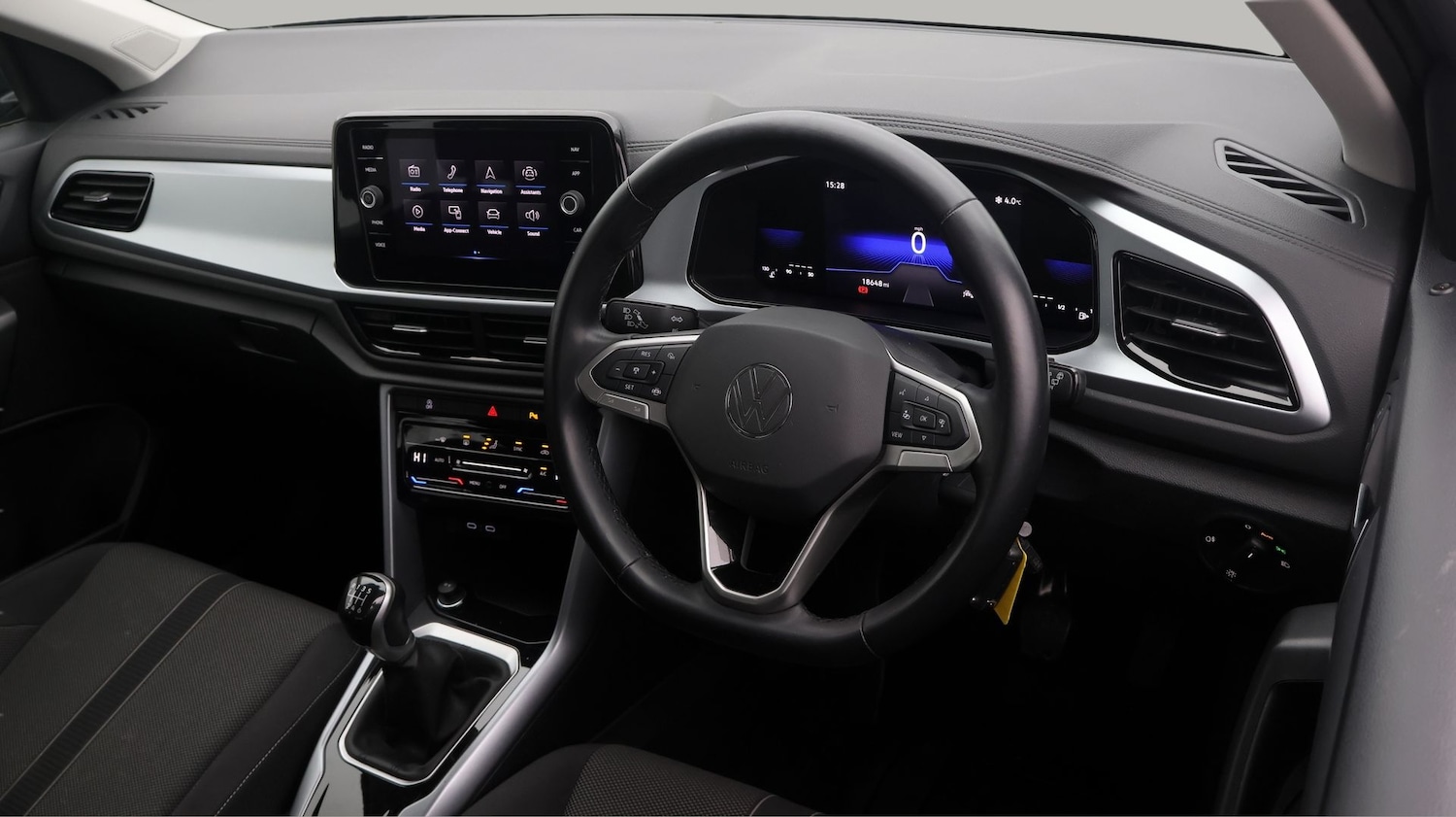 Used Volkswagen T-Roc 2023 for sale - 77377890: Photo 9