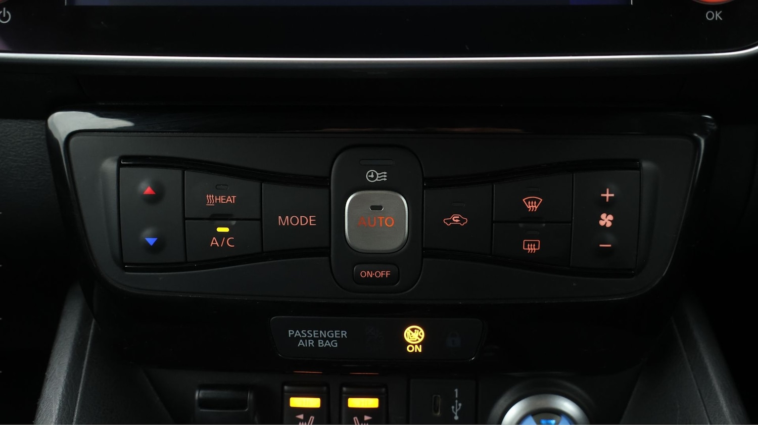 Used Nissan Leaf 2022 for sale - 77602080: Photo 12