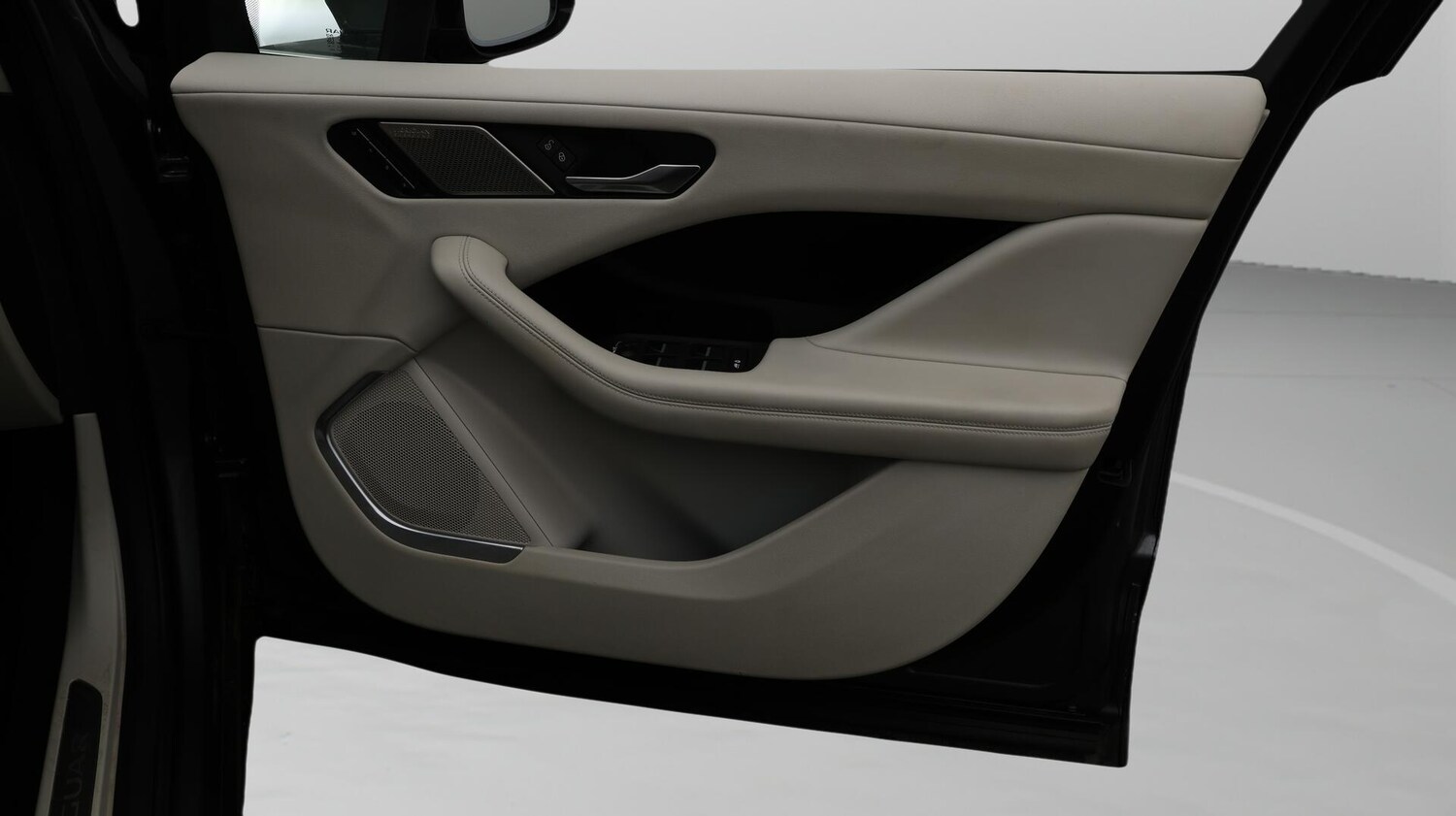 Used Jaguar I-Pace 2020 for sale - 76742829: Photo 16