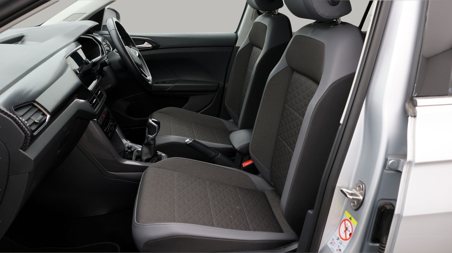 Used Volkswagen T-Cross 2023 for sale - 77622805: Photo 14