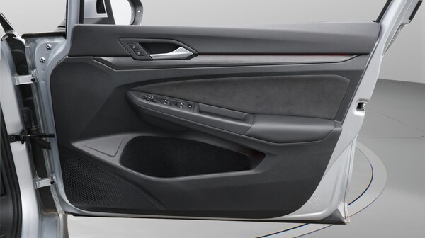 Used Volkswagen Golf 2023 for sale - 74989591: Photo 16