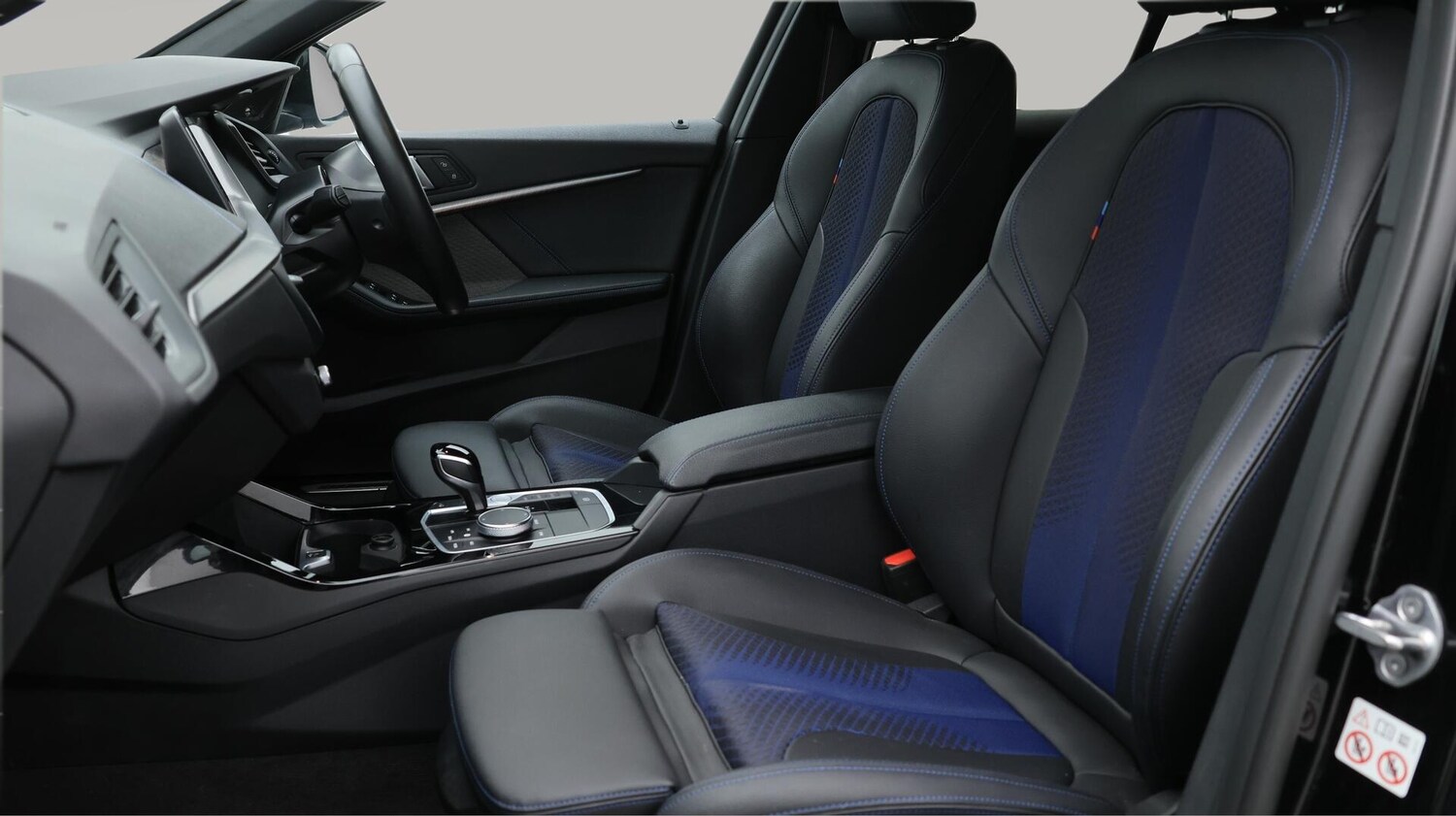 Used BMW 1 Series 2024 for sale - 76528096: Photo 15