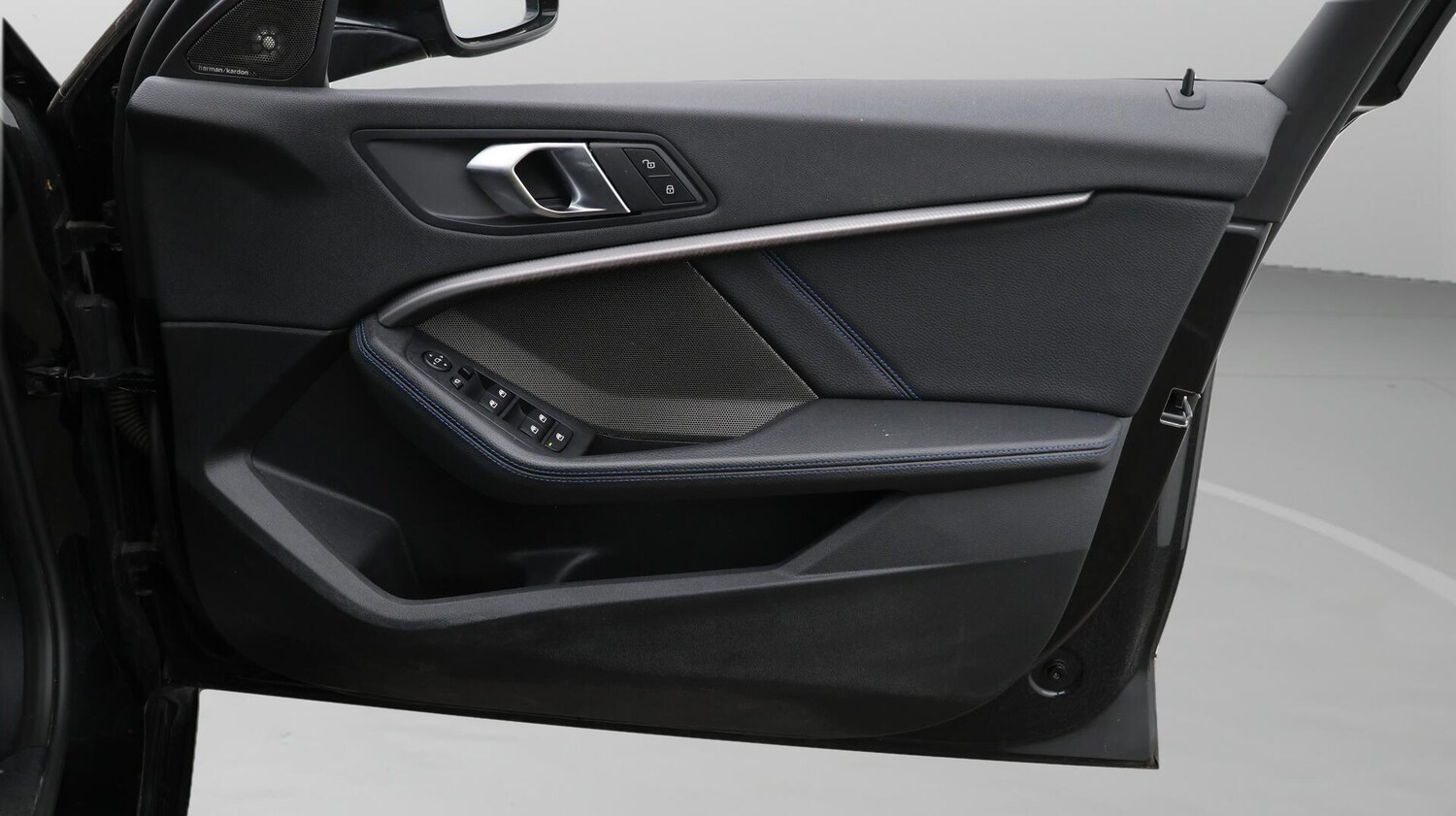 Used BMW 1 Series 2024 for sale - 76528096: Photo 16