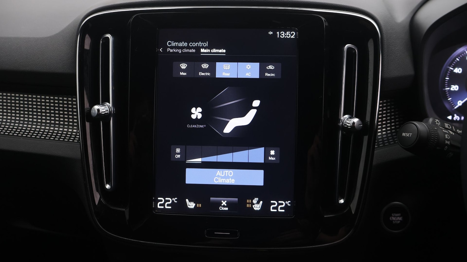 Used Volvo XC40 for sale - 77483172: Photo 12