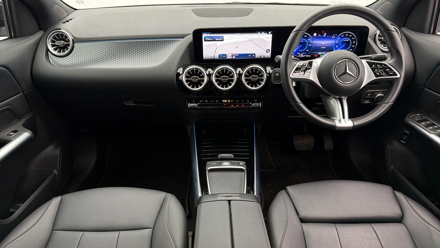 Used Mercedes-Benz EQA 2024 for sale - 77918161: Photo 12