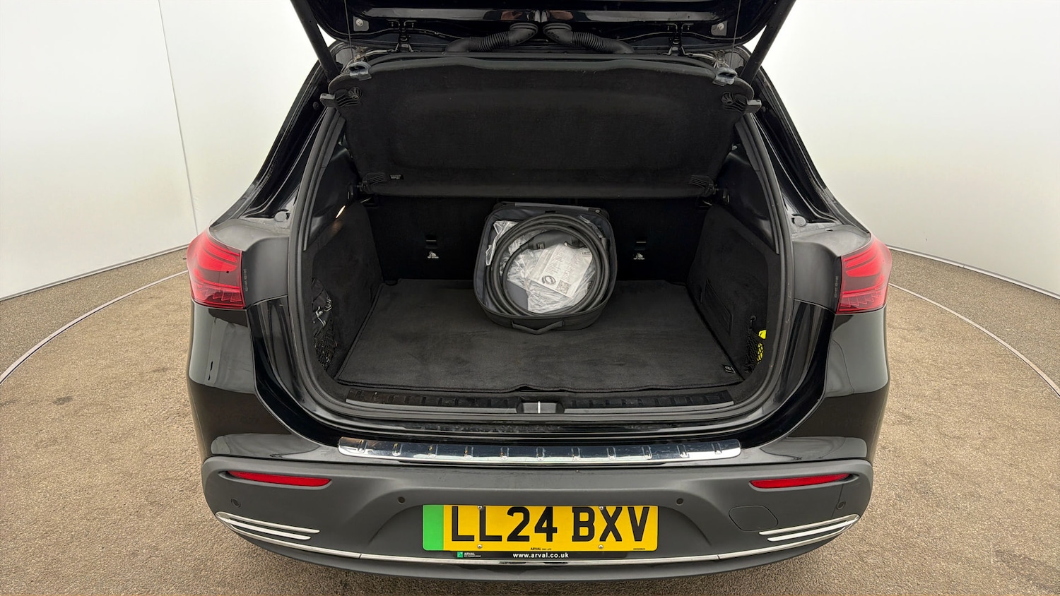 Used Mercedes-Benz EQA 2024 for sale - 77918161: Photo 16