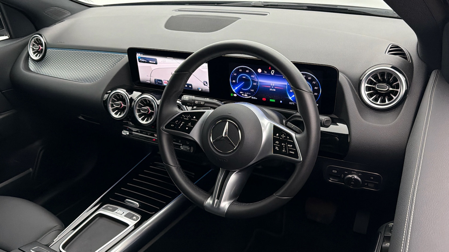 Used Mercedes-Benz EQA 2024 for sale - 77918161: Photo 9