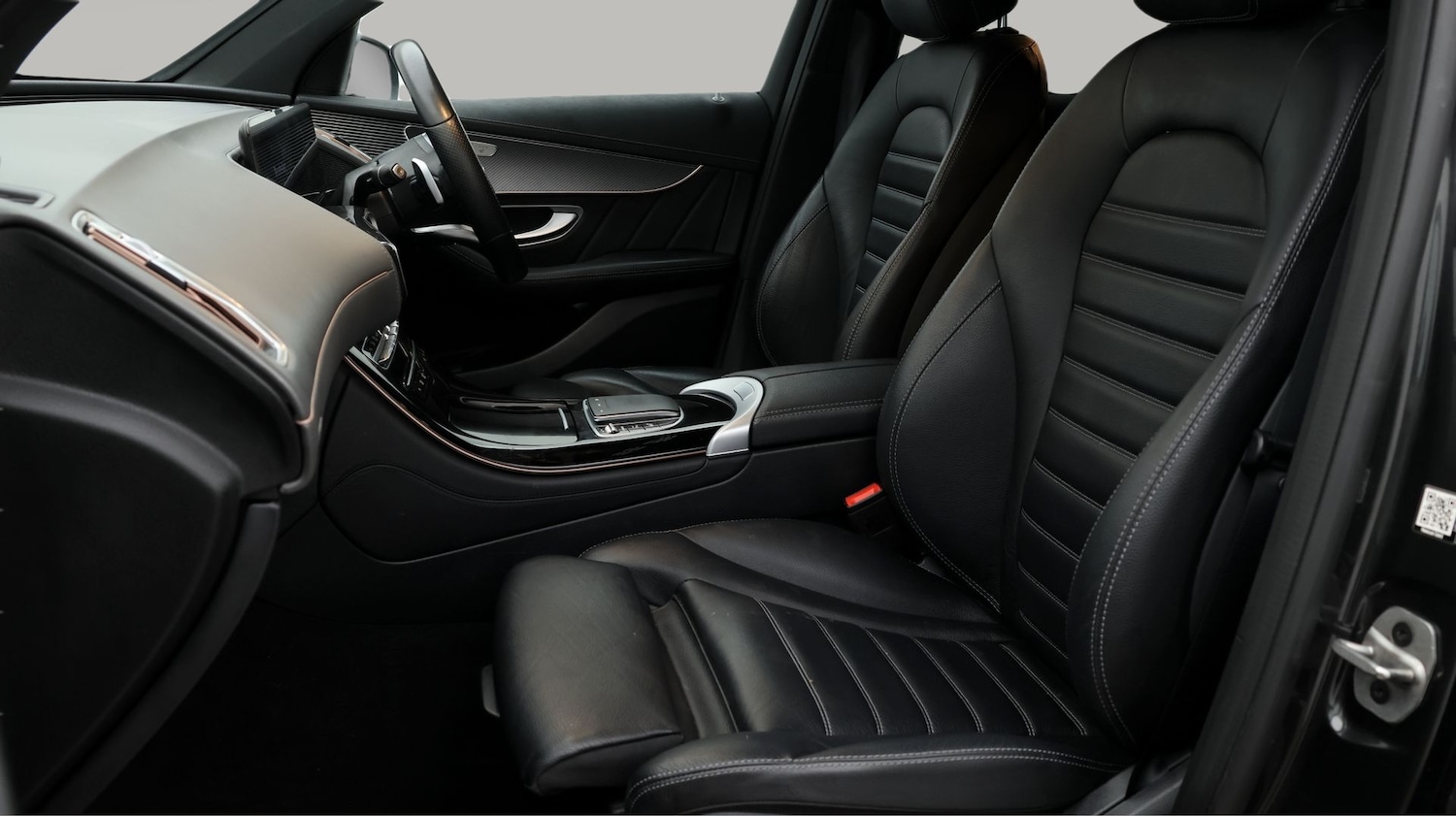 Used Mercedes-Benz EQC 2022 for sale - 77897355: Photo 14