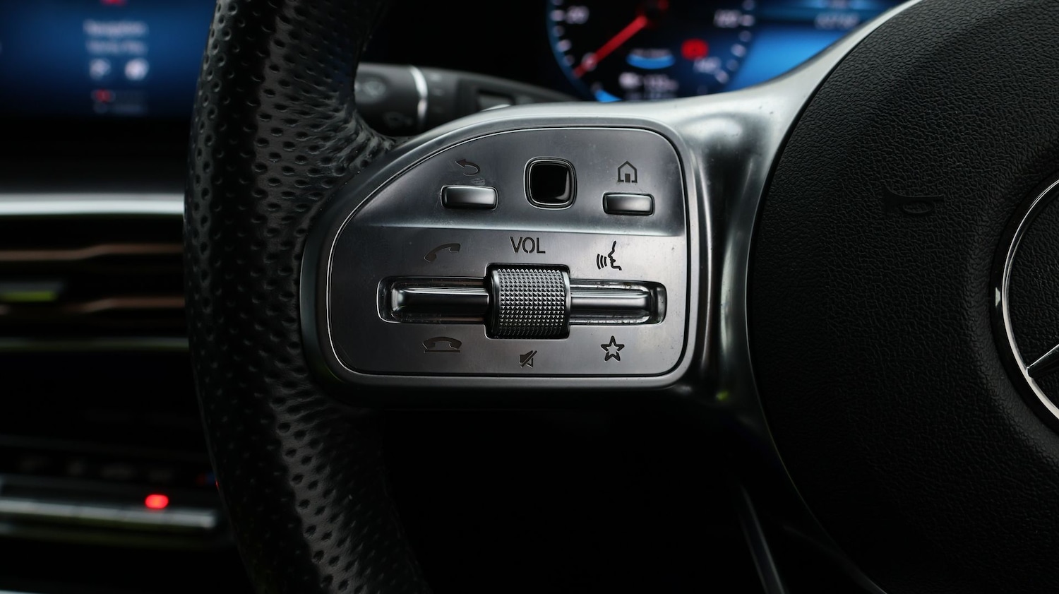 Used Mercedes-Benz EQC 2022 for sale - 77897355: Photo 24