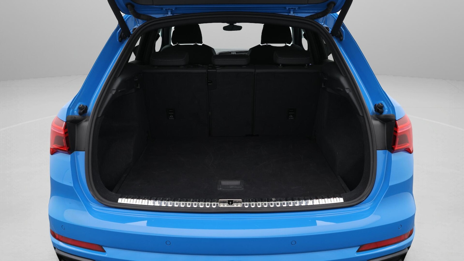 Used Audi Q3 2019 for sale - 76607786: Photo 18