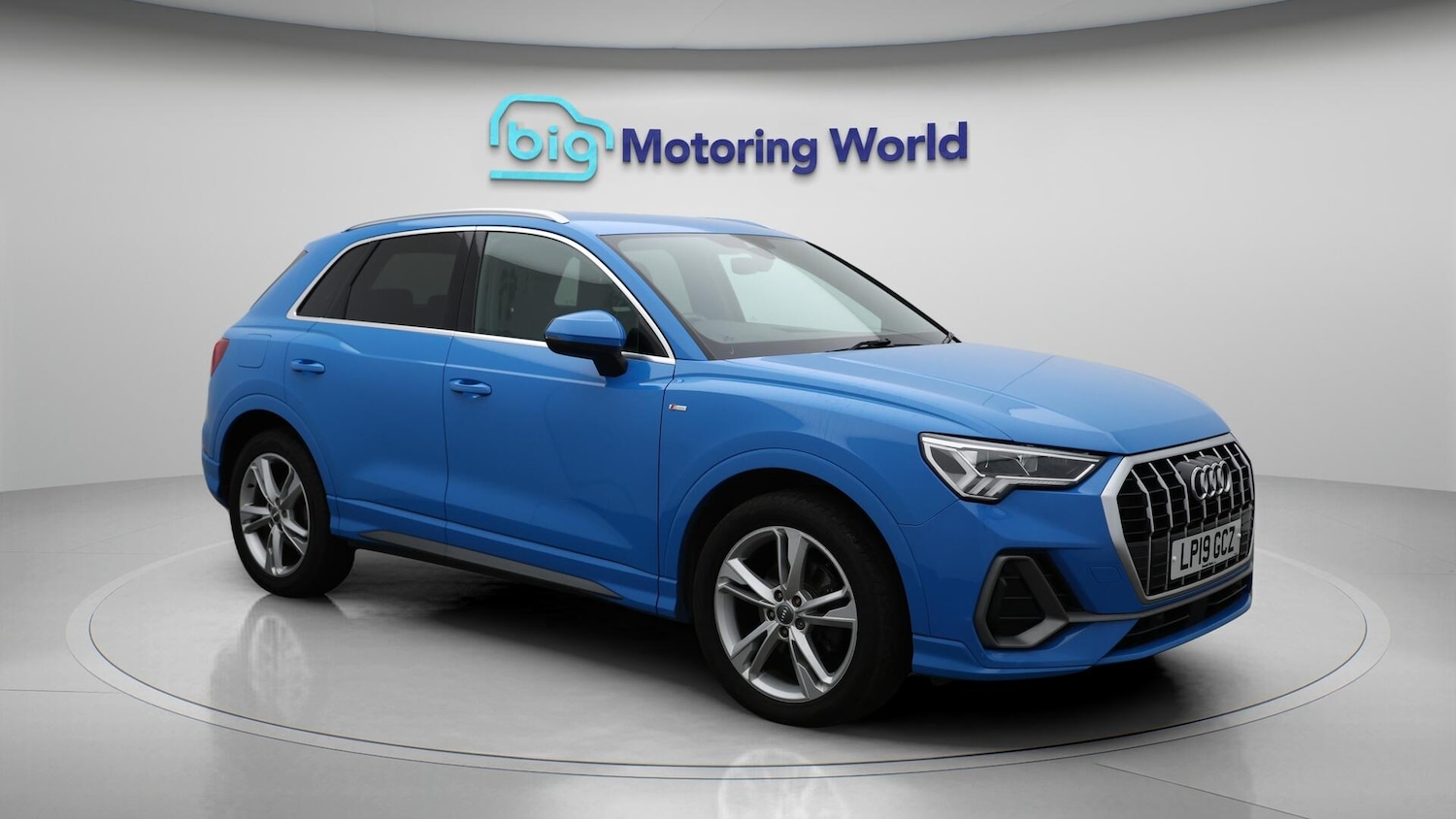 Used Audi Q3 2019 for sale - 76607786: Photo 2