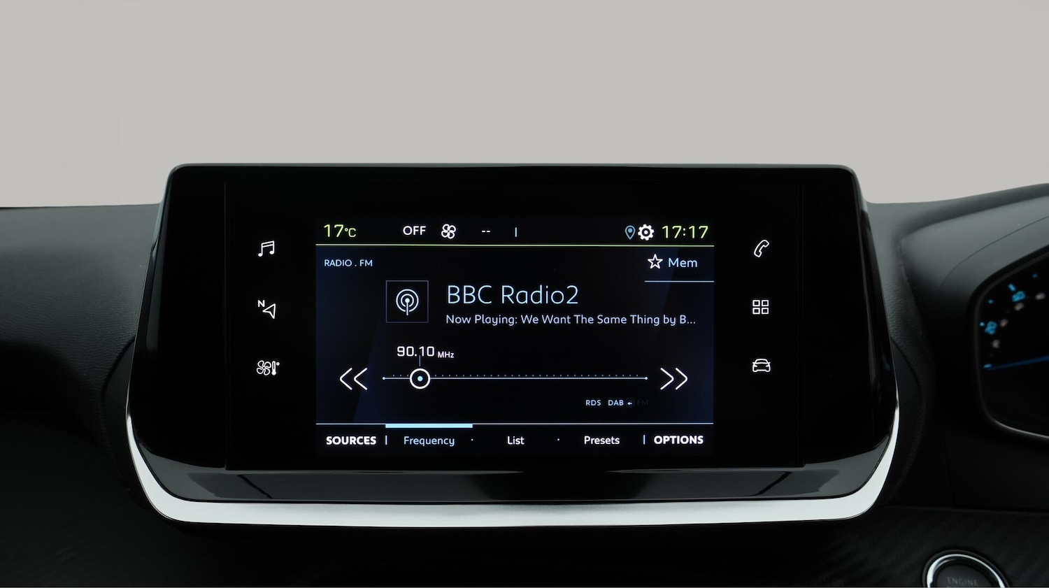 Used Peugeot E-2008 2022 for sale - 76370284: Photo 12