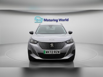 Used Peugeot E-2008 2022 for sale - 76370284: Photo