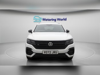 Used Volkswagen Touareg 2022 for sale - 76152664: Photo 2