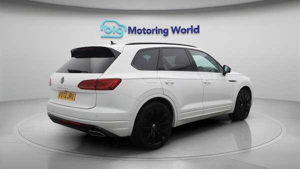 Used Volkswagen Touareg 2022 for sale - 76152664: Photo 7