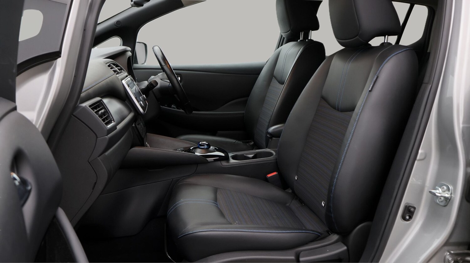 Used Nissan Leaf for sale - 77750216: Photo 14