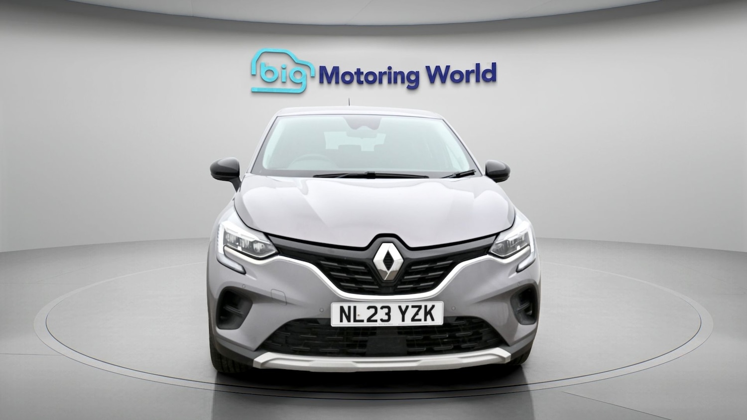 Used Renault Captur 2023 for sale - 78083868: Photo 2