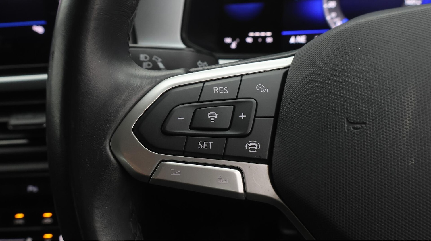 Used Volkswagen T-Roc 2022 for sale - 76485694: Photo 22