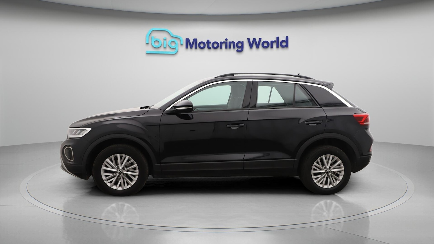 Used Volkswagen T-Roc 2022 for sale - 76485694: Photo 5