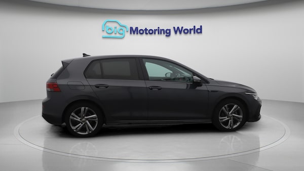 Used Volkswagen Golf 2023 for sale - 75695988: Photo 9