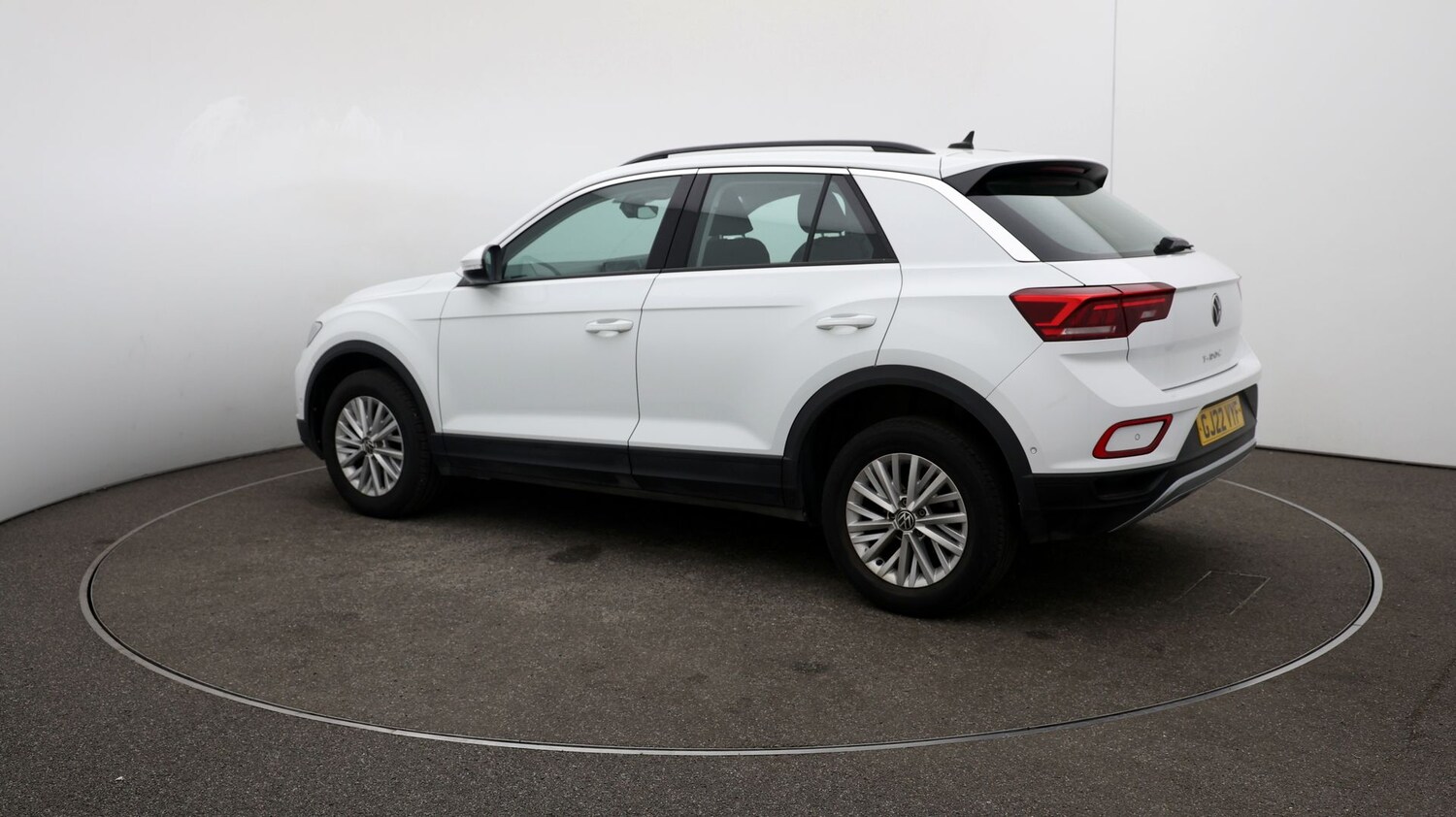Used Volkswagen T-Roc for sale - 76810938: Photo 28